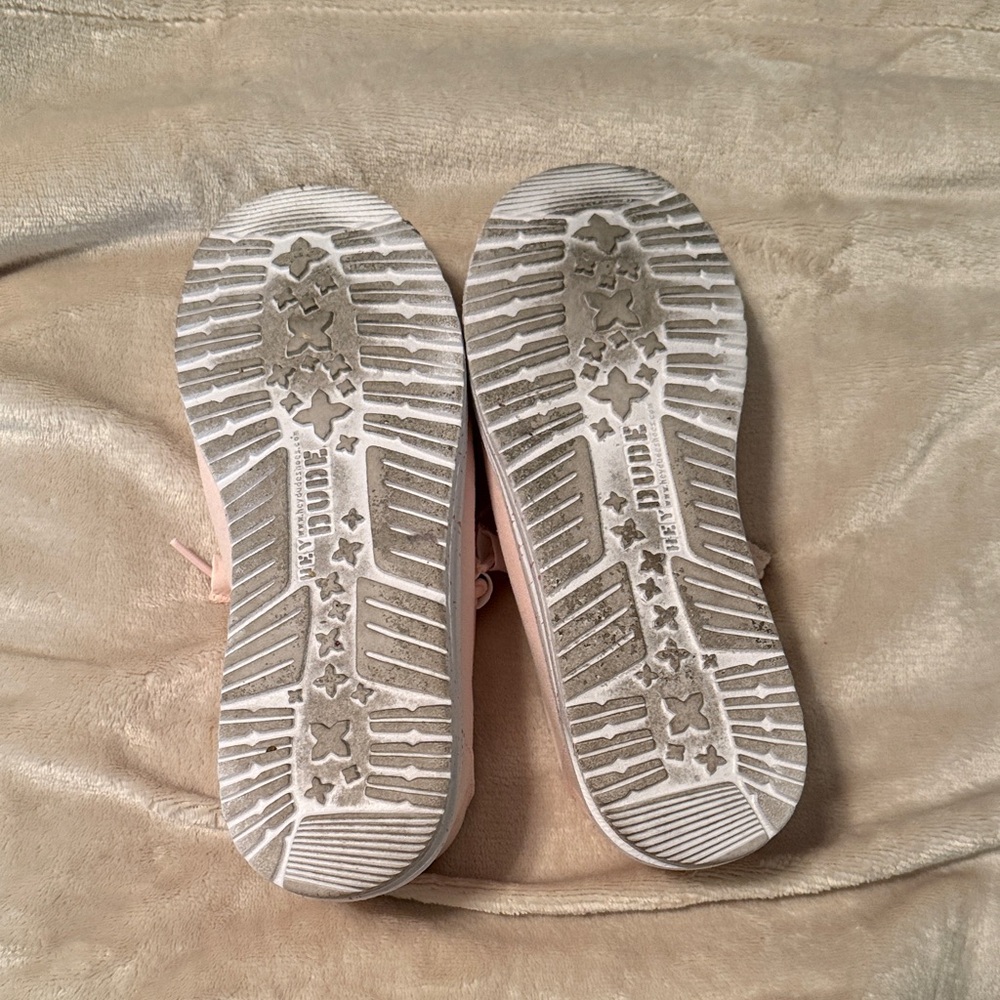 Hey Dude Light Pink Loafers - Picture 5 of 7